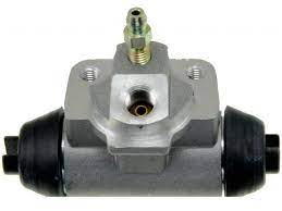 BOMBA AUX. FRENO NIS. SENTRA B11 / B12 E13-E15-E16 (82-90) (5/8) (NAKAMOTO)